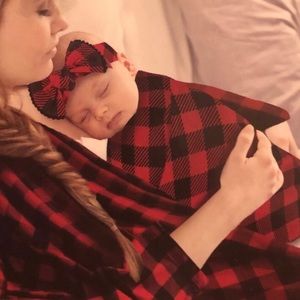 NEW Robe and Swaddle Set for Mom and Baby, Buffalo Check Plaid